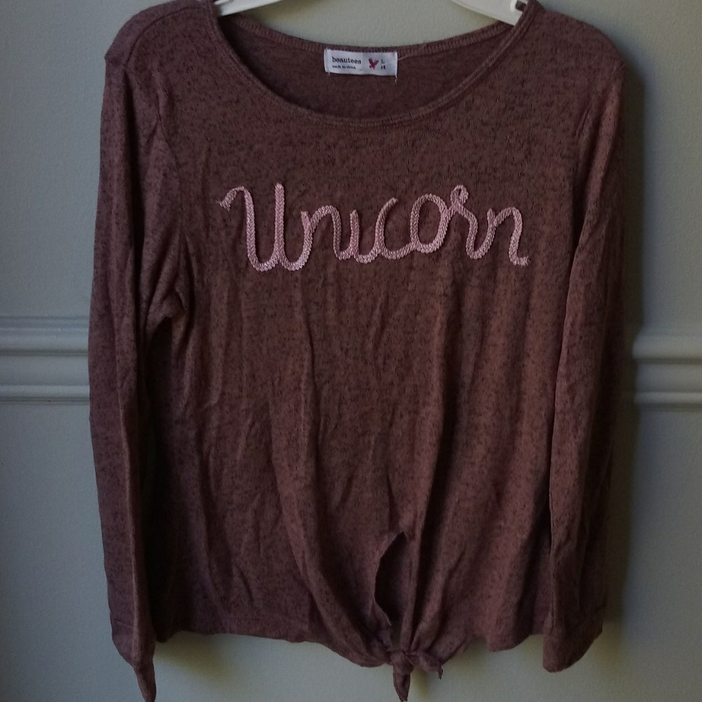 Thin sweater